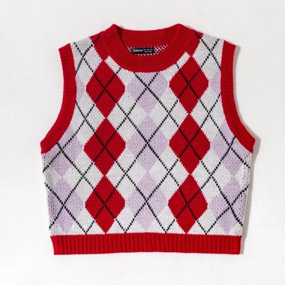 Sweaters - Aesthetic Sweater Vest